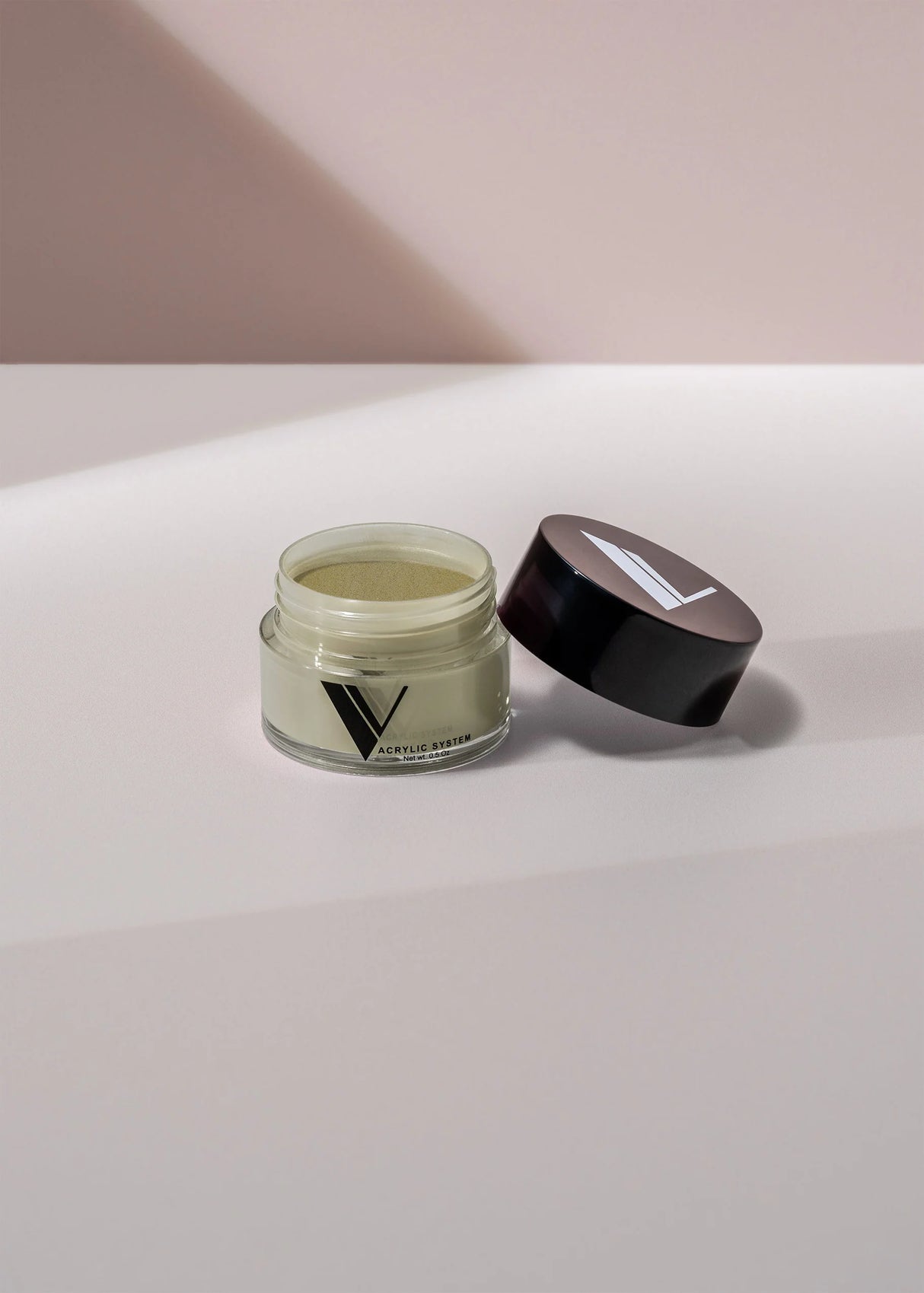 VALENTINO| ACRYLIC & DIP - 121 E MONEY