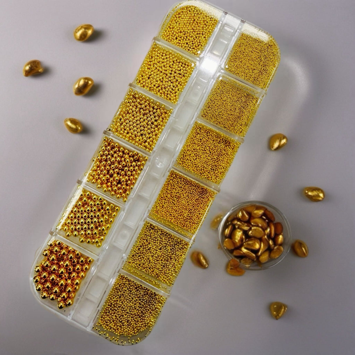 PLASTIC NAIL BEAD | 12 GRID