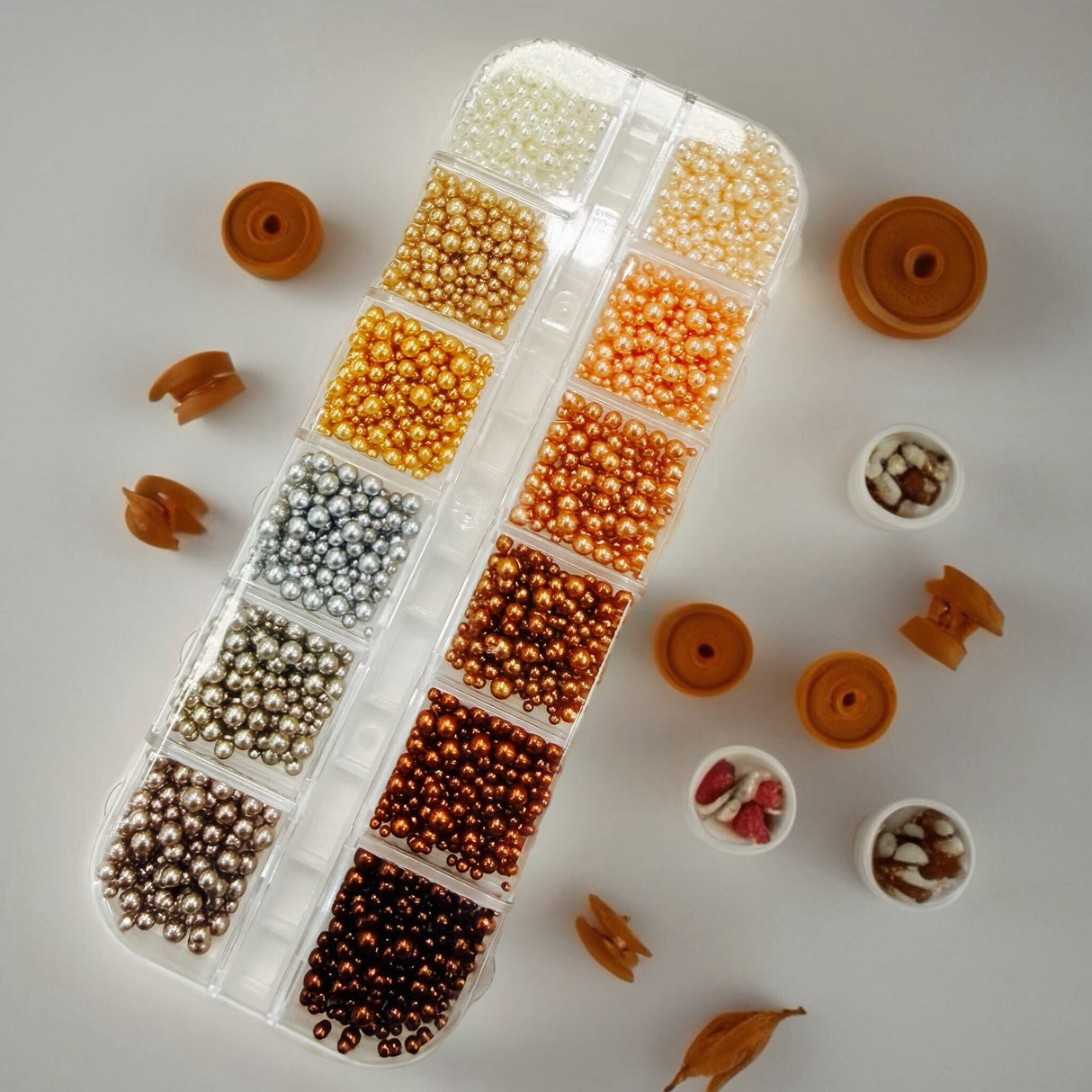 PLASTIC NAIL BEAD | 12 GRID