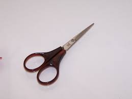 BROWN HANDLE SCISSORS