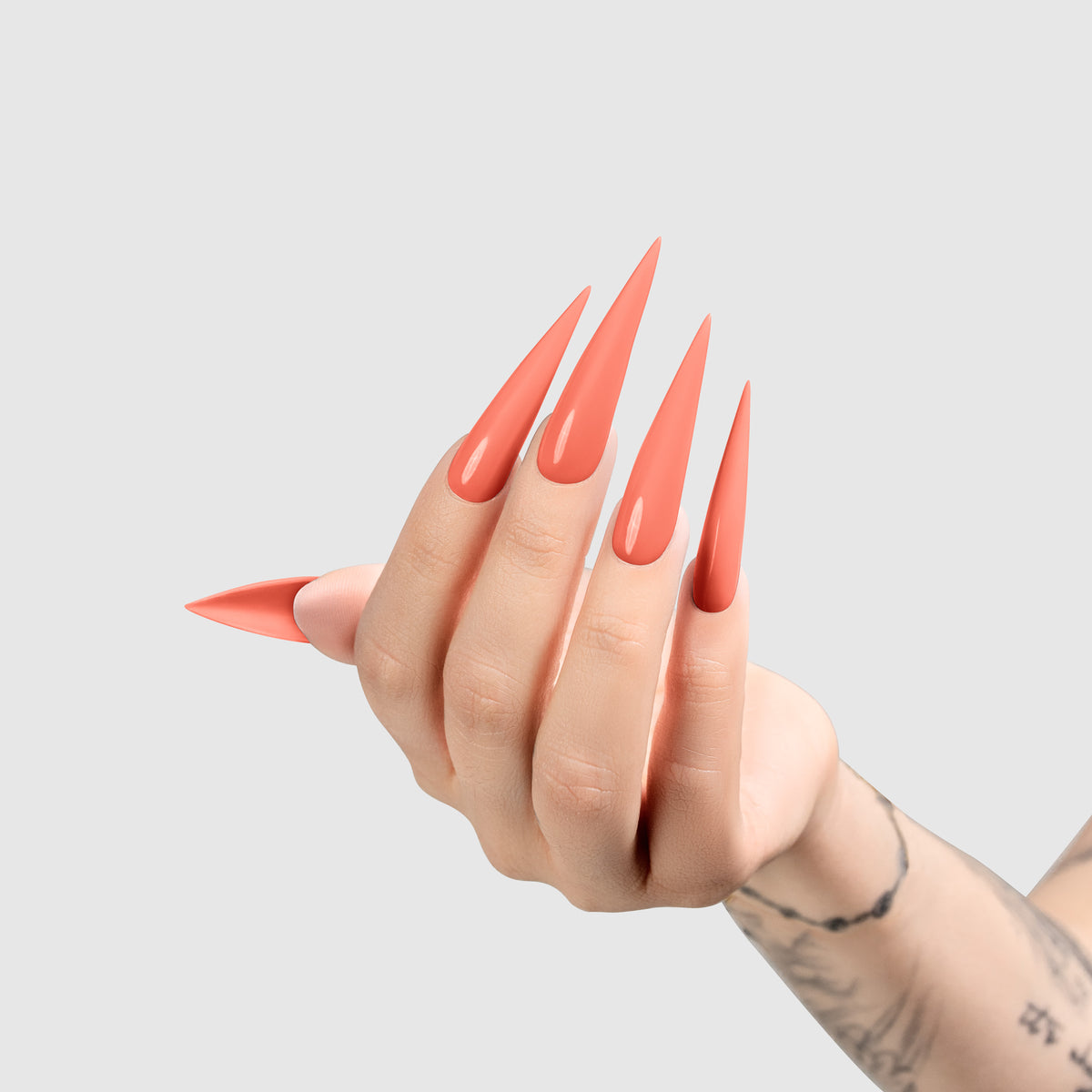 CHAUN LEGEND | GEL POLISH | 5168 – Getting Cheeky - light-hand color swatch