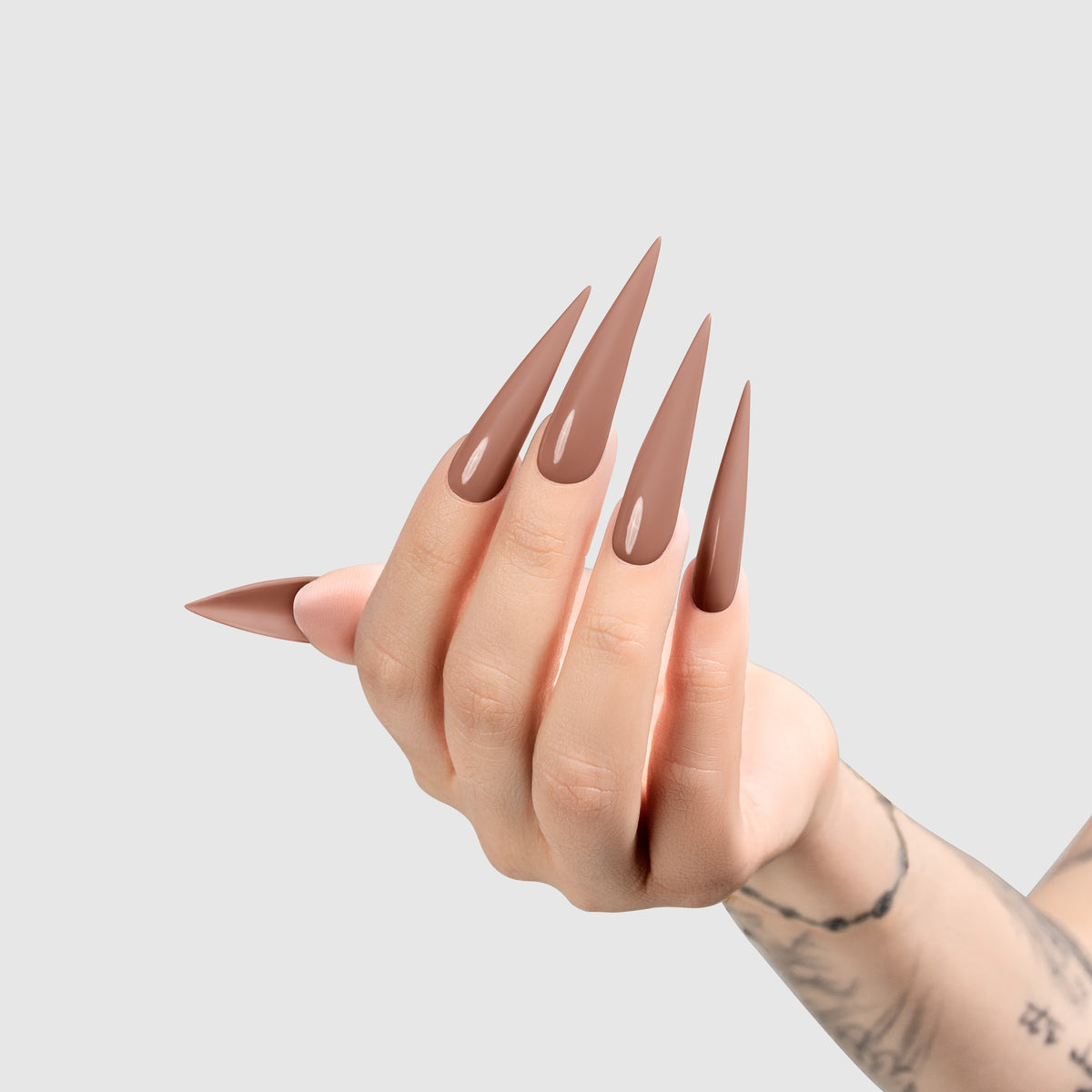 CHAUN LEGEND | GEL POLISH | 5201 – In My Feels - light-hand color swatch