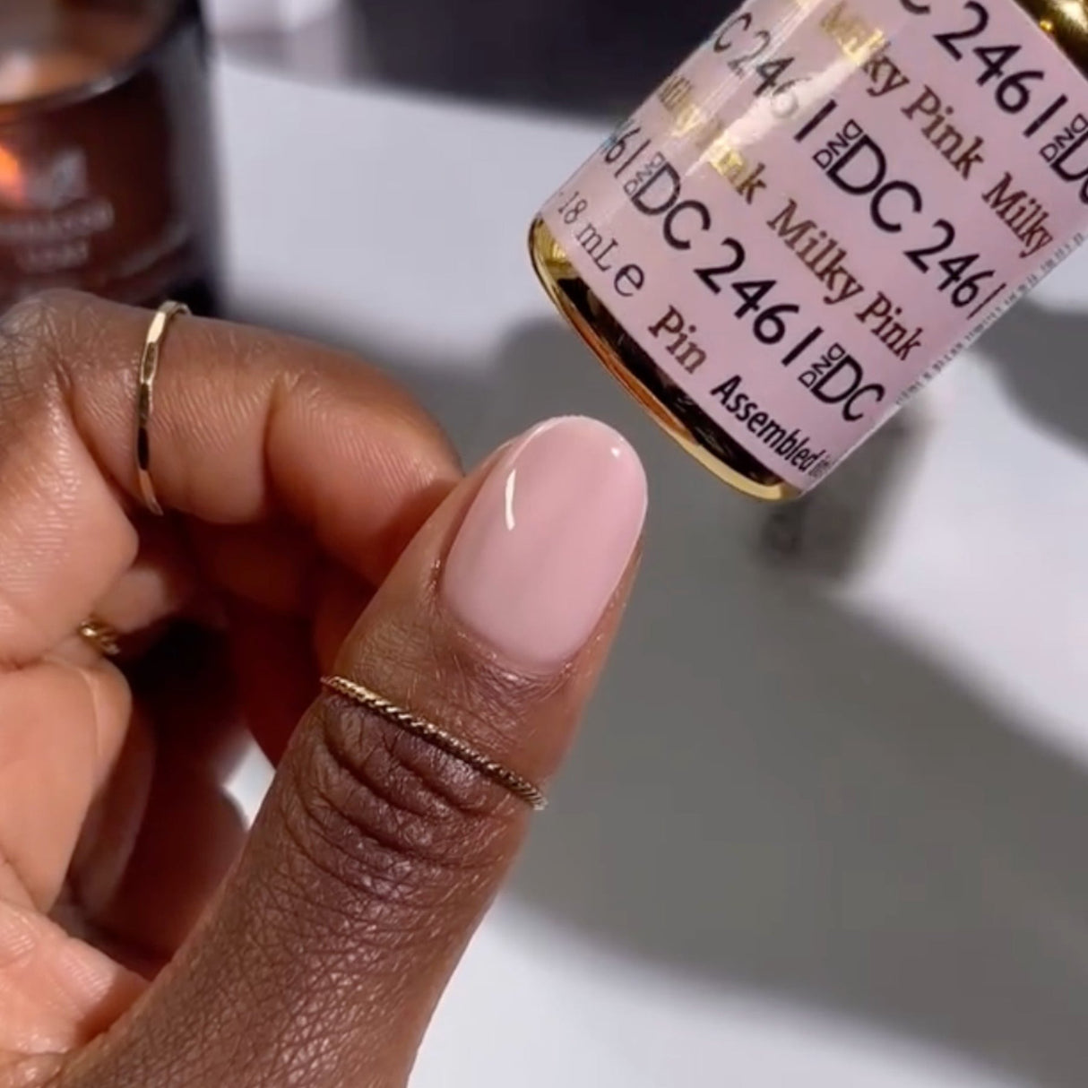 DND | DC 2461 MILKY PINK