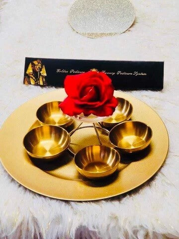 Gold Plate Set ( 1 Tray + 5 cup )