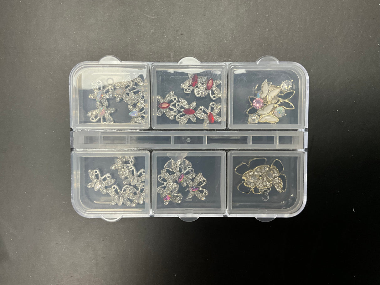 BUTTERFLY CHARM MIX -6 STYLE