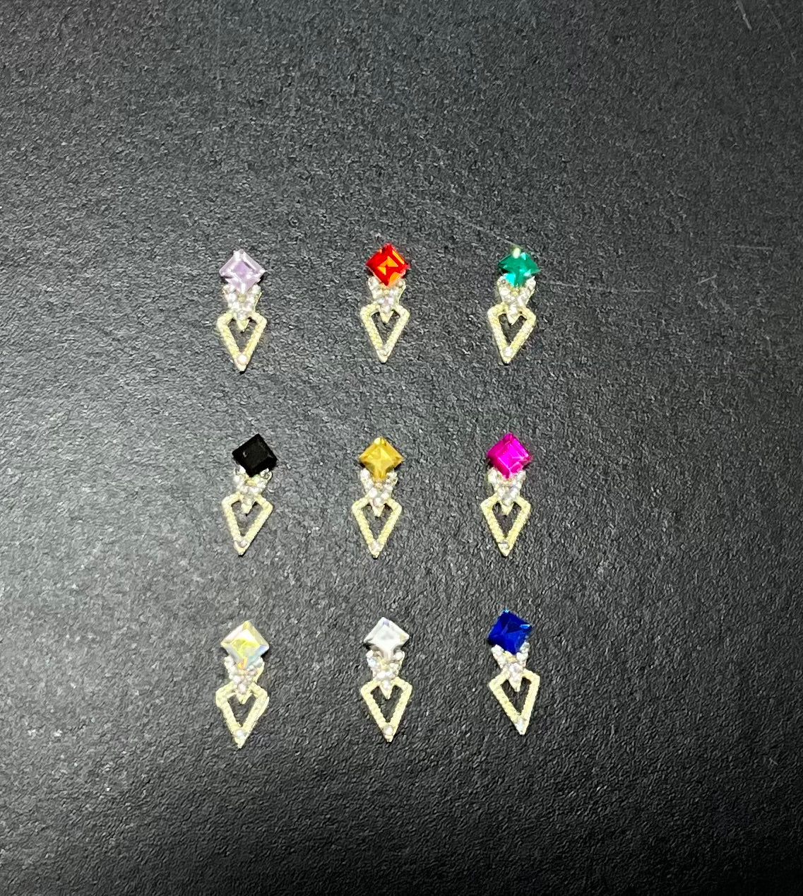 NEW V CHARM - BAG OF 10 PCS