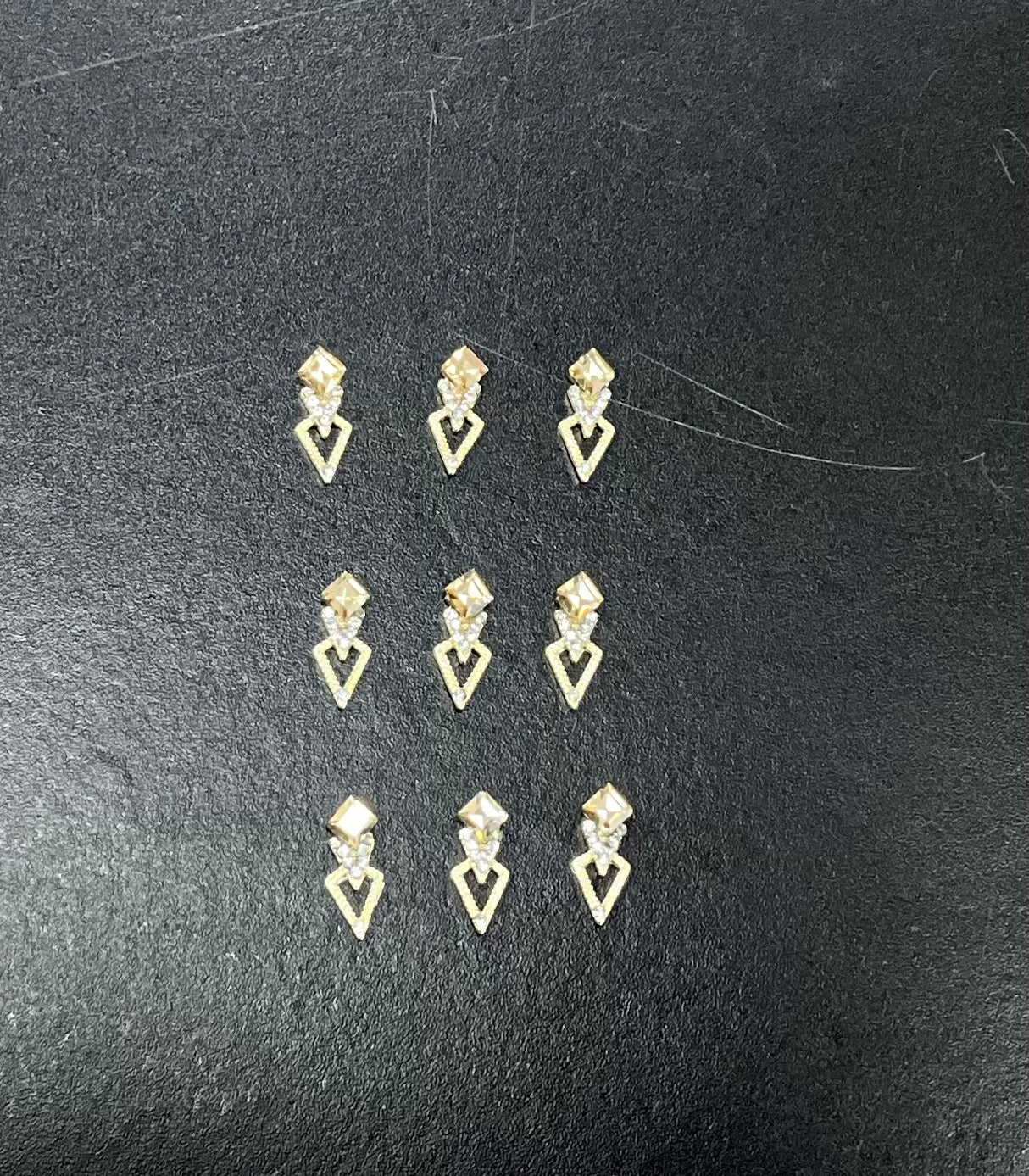 NEW V CHARM - BAG OF 10 PCS