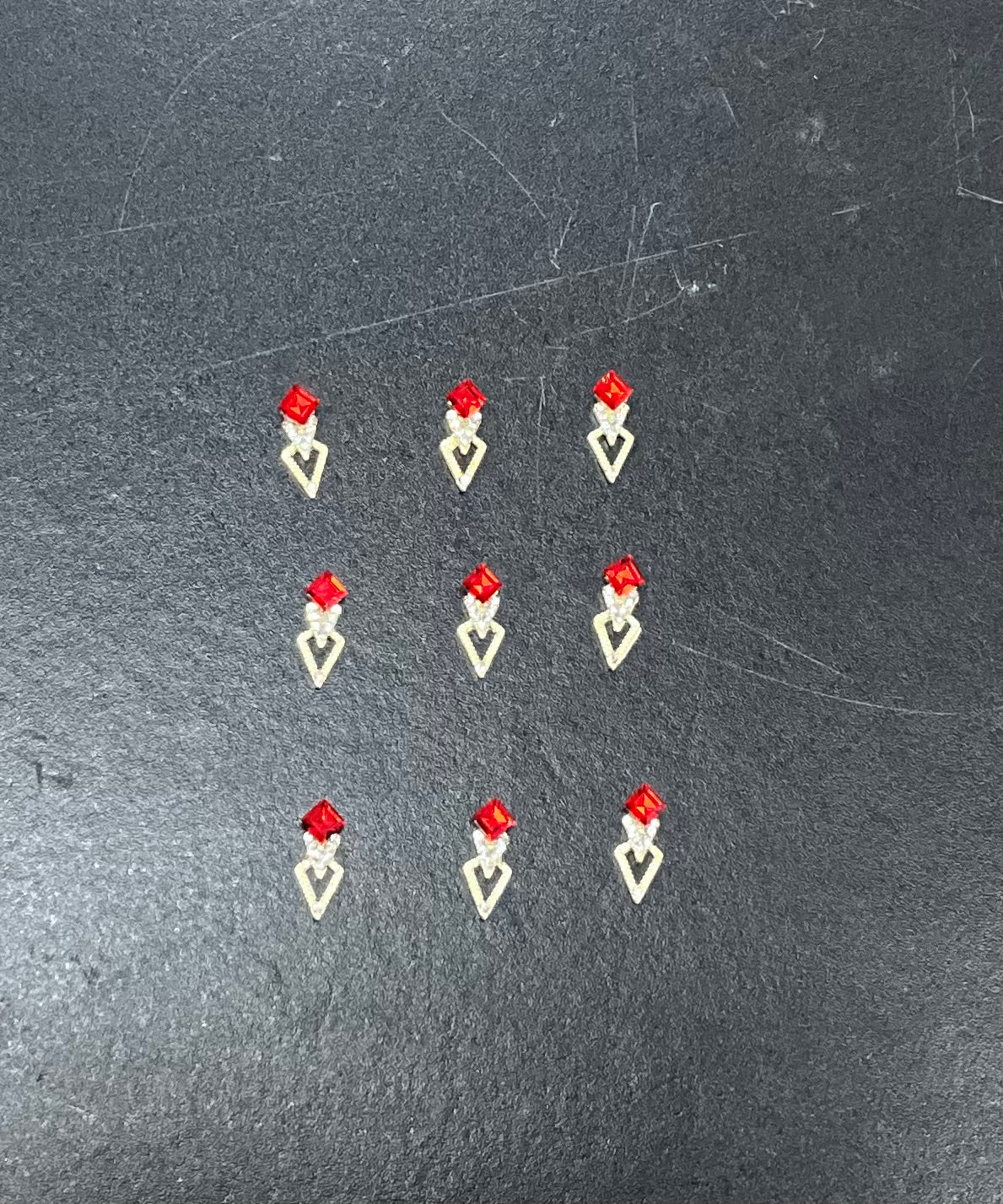 NEW V CHARM - BAG OF 10 PCS