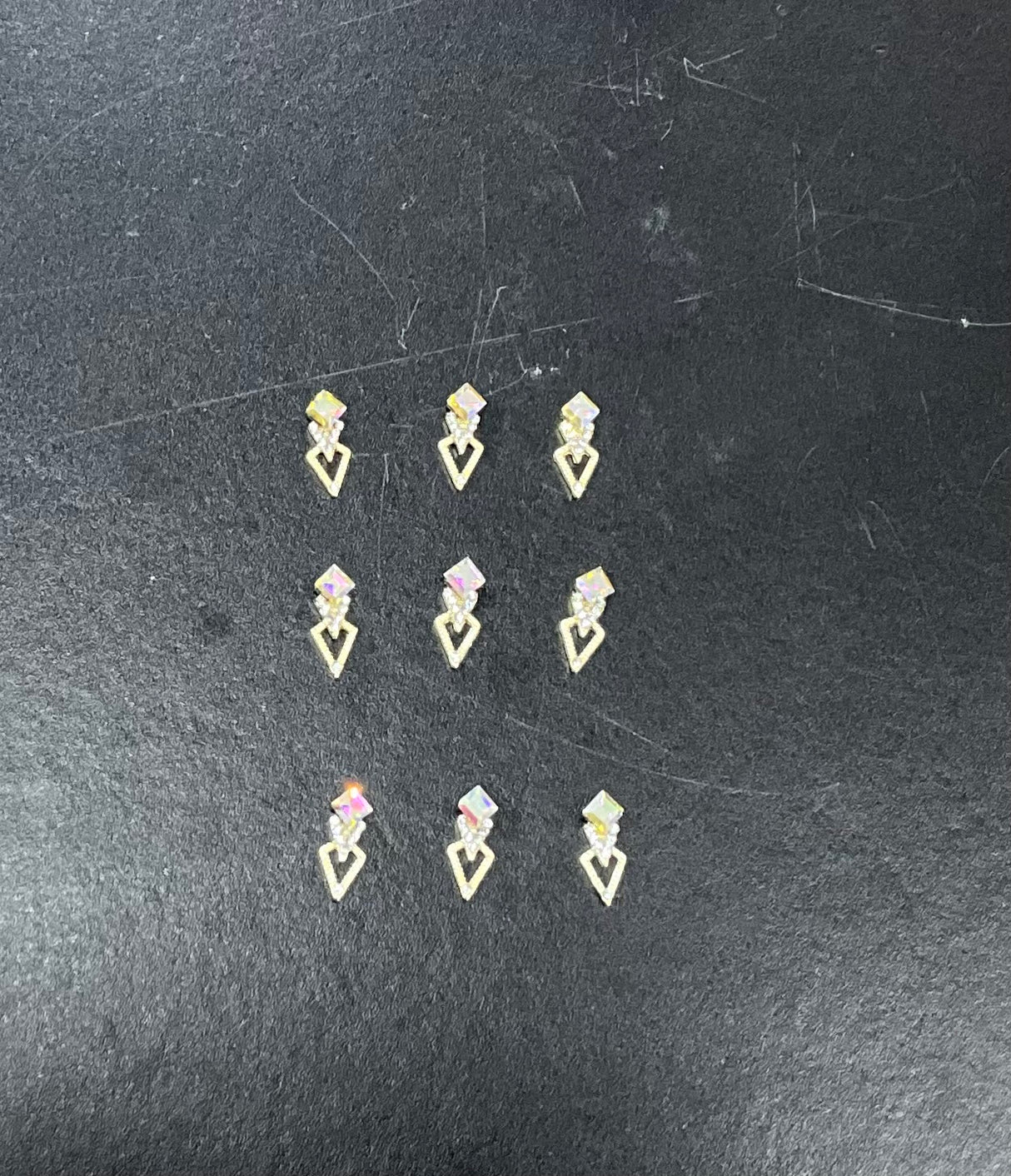 NEW V CHARM - BAG OF 10 PCS