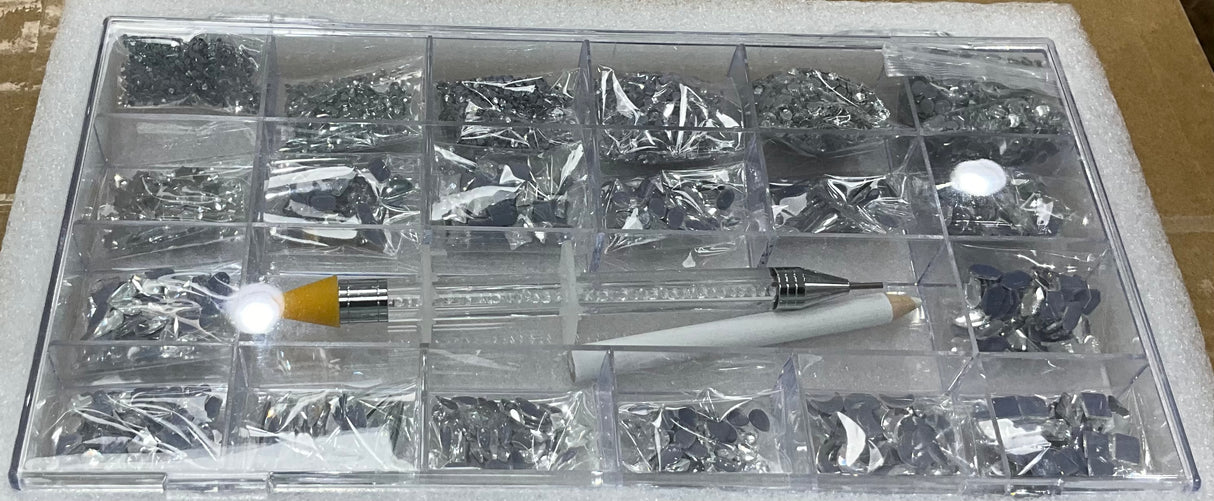 Rhinestone | #18 GREYNESS | Box of 20 Shapes