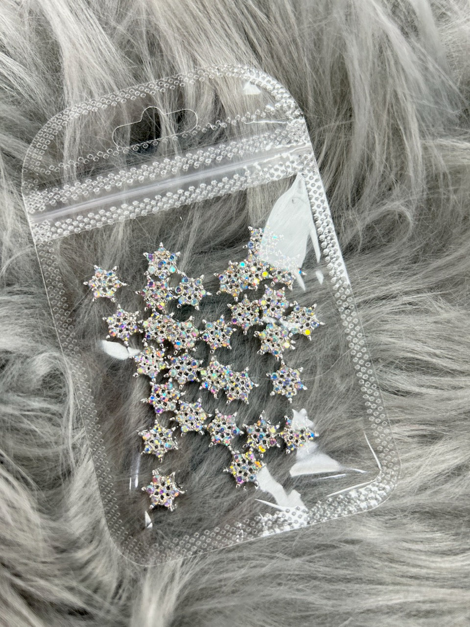XMAS NAIL CHARM | RAINBOW SNOW FLAKE NAIL CHARM