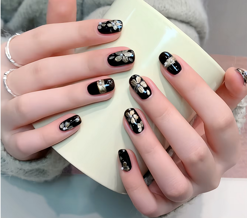 NAIL ART DESIGN | METAL EMBOSSED GEL