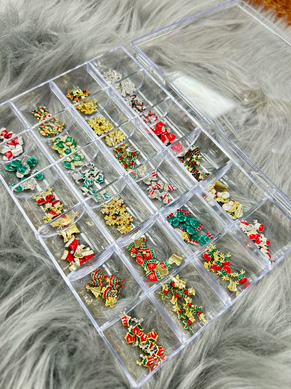 CHRISTMAS NAIL CHARM - BOX OF 24 STYLES