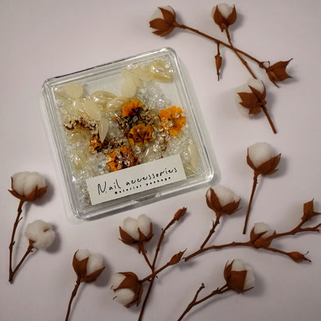 NAIL ART DESIGN | FRAGMENT GRAVEL-DRY FLOWER