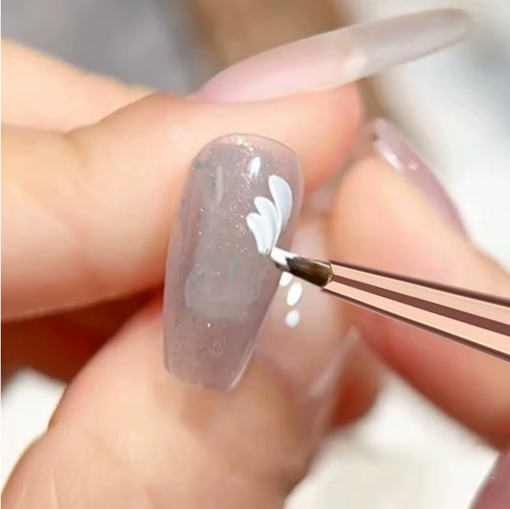 3D BRUSH | Triangular Petal Nail Brush