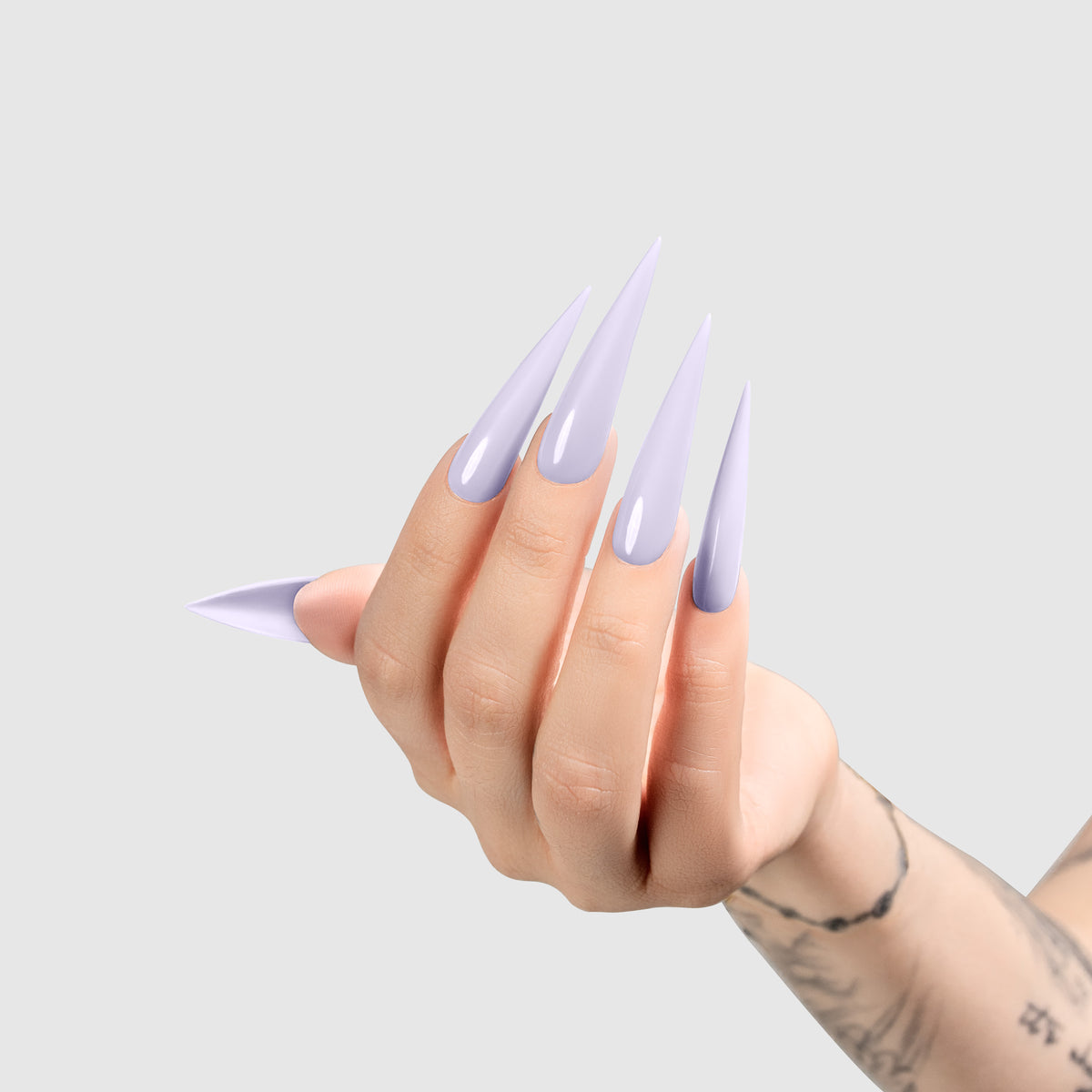 CHAUN LEGEND | GEL POLISH | 5147 – No Limits - light-hand color swatch