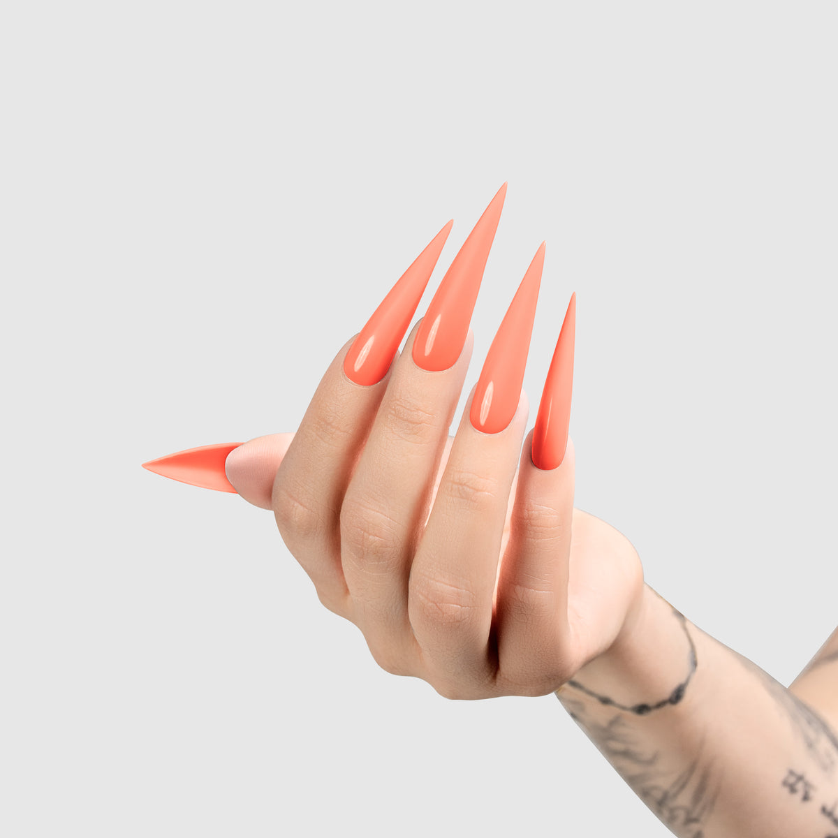 CHAUN LEGEND | GEL POLISH | 5160 – Tag Me Tangerine - light-hand color swatch