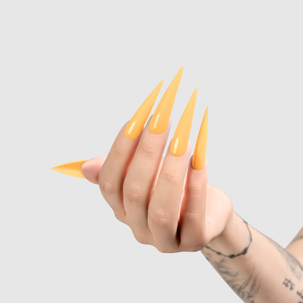CHAUN LEGEND | GEL POLISH | 5162 – Butter Be Good - light-hand color swatch