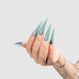 CHAUN LEGEND | GEL POLISH | 5171 – What's The Teal - light-hand color swatch