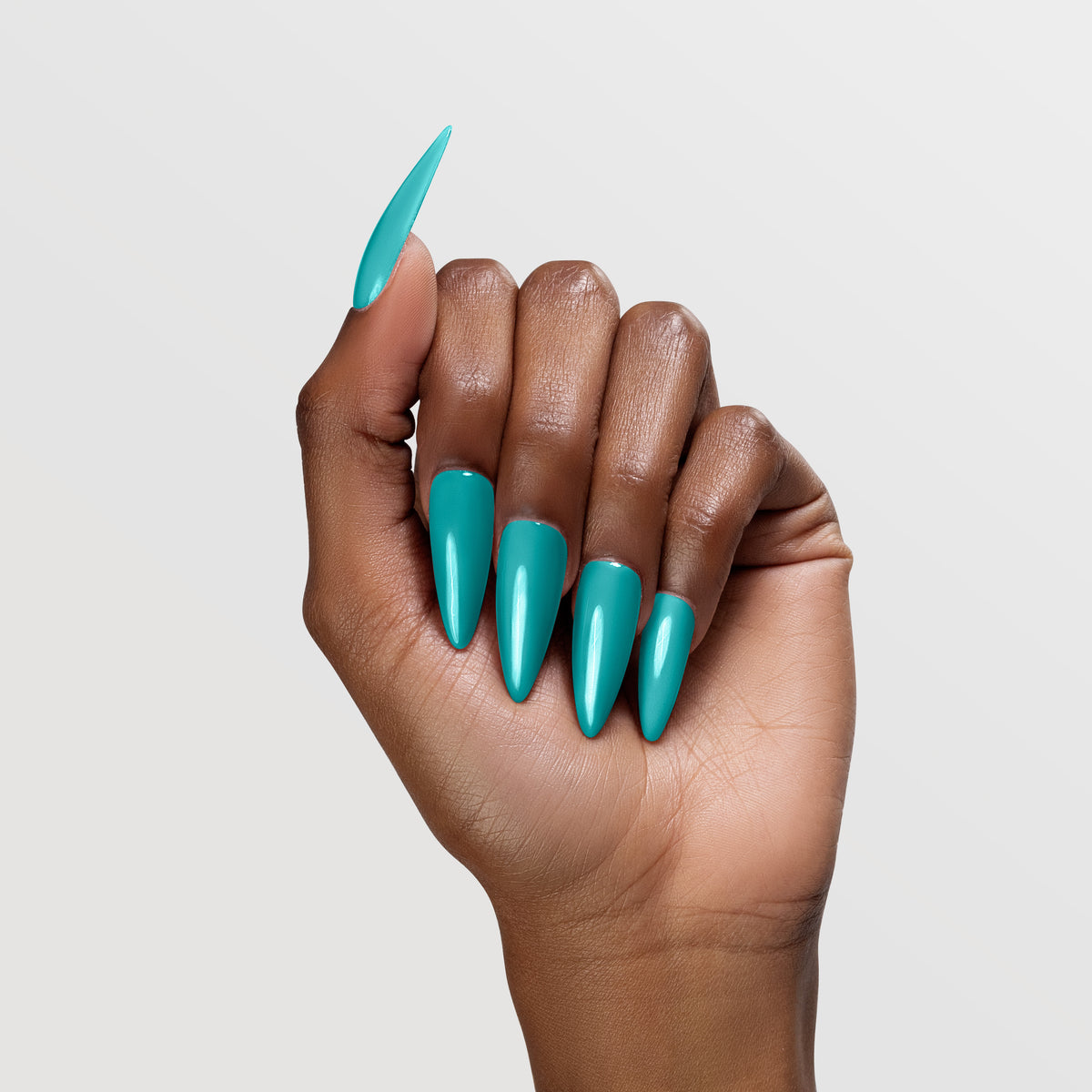 CHAUN LEGEND | GEL POLISH | 5176 – Teal Me You Love Me - dark-hand color swatch