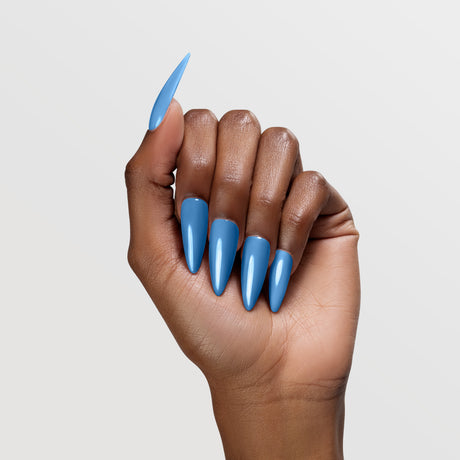 CHAUN LEGEND | GEL POLISH | 5179 – Beautiful Lies - dark-hand color swatch