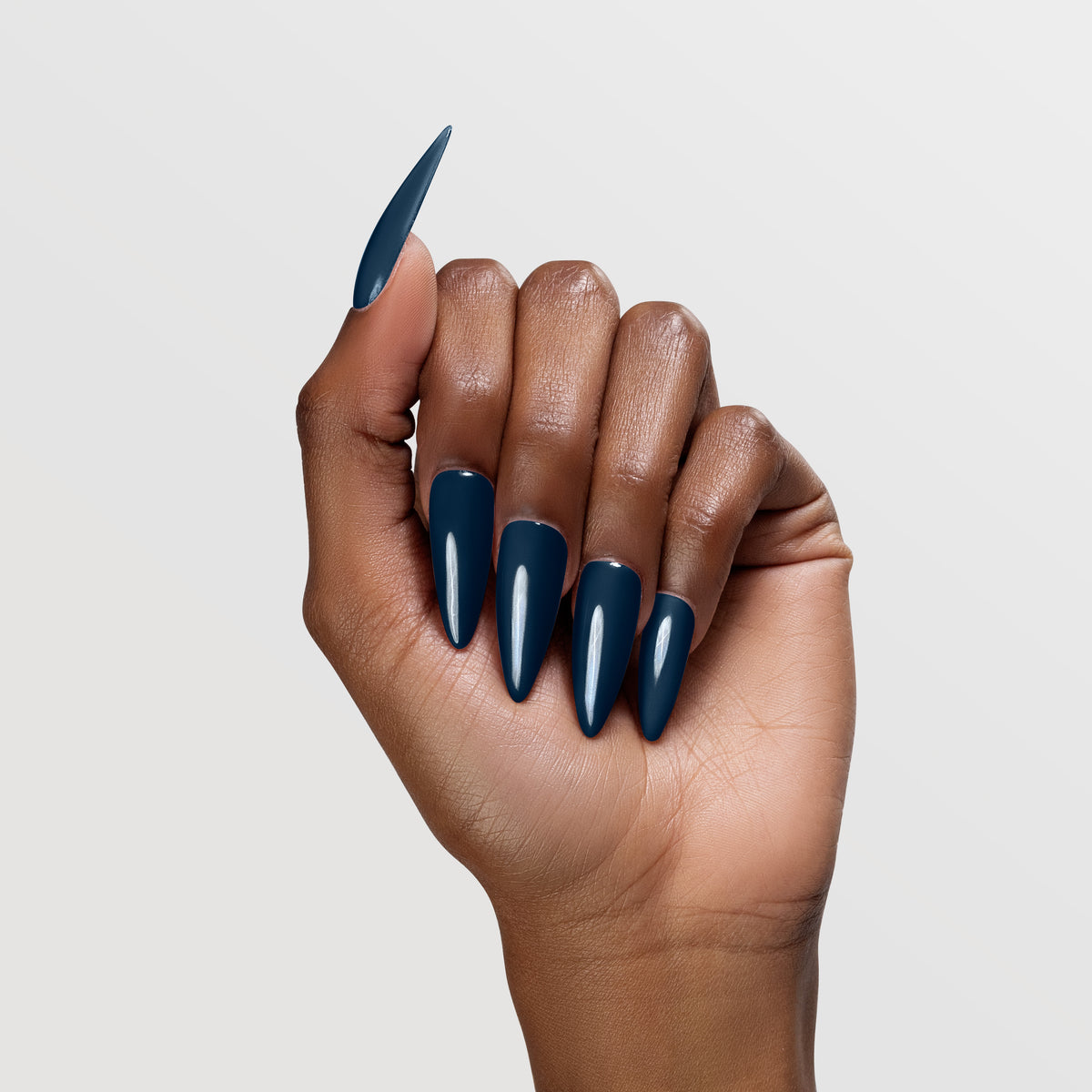 CHAUN LEGEND | GEL POLISH | 5228 – In Too Deep - dark-hand color swatch