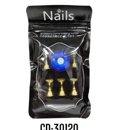 NAIL PRACTICE | DIAMOND MAGNET HOLDER |