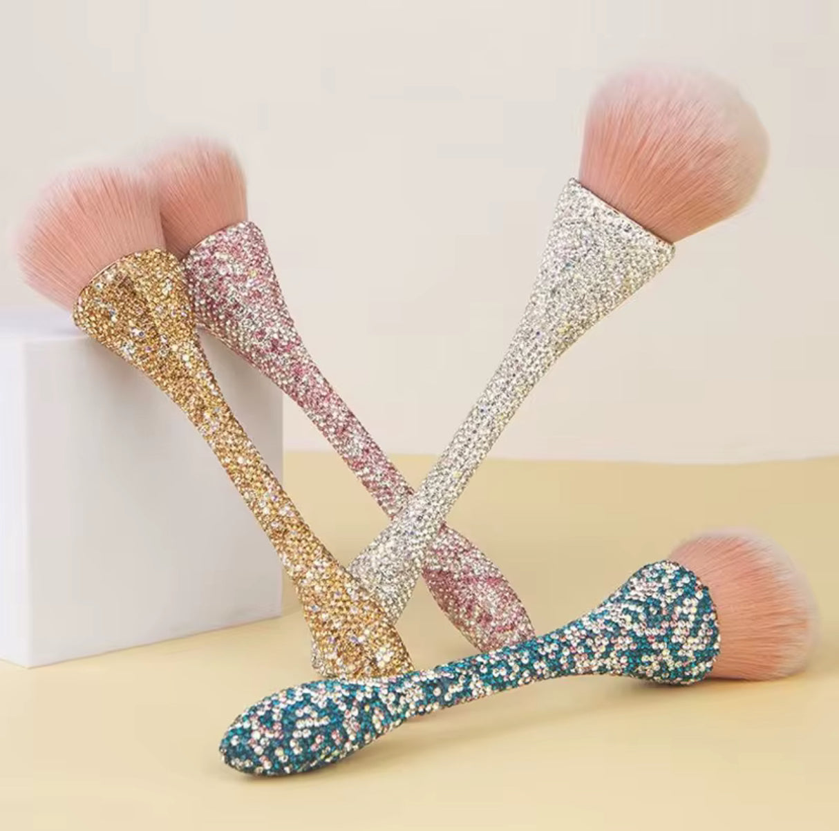 NAIL DUST BRUSH | BLING GLITTER DIAMOND