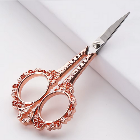 SCISSOR EMBOSSED | STAINLESS STEEL - 4.6"