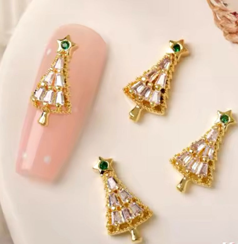 GOLD CHRISTMAST NAIL CHARM | TREE