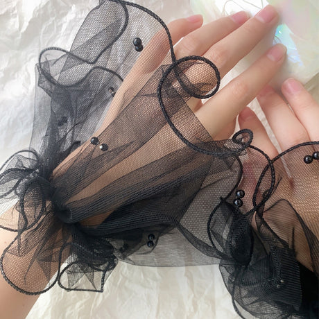 LACE CUFFS | FOR NAIL PHOTO